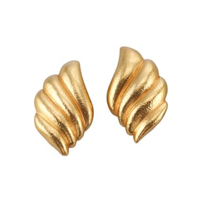 Zolotas Greece 22k Gold Wing Motif Earrings