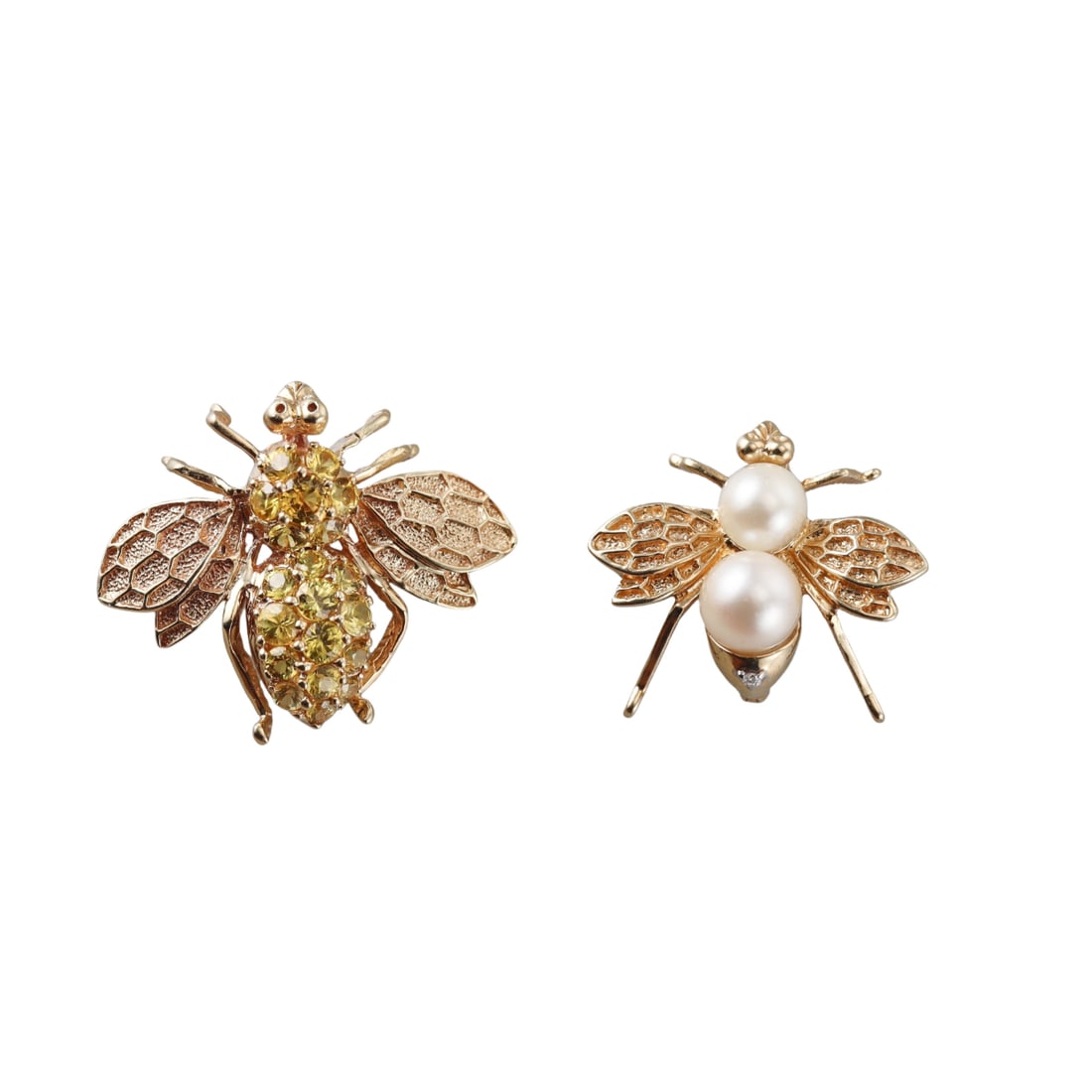 14k Gold Diamond Citrine Pearl Bee Insect Brooch Pendant Lot of 2: Metal : 14k Gold Designer : Not Signed Gemstone : Pearl - 6.2mm to 7.1mm. Citrine. One small diamond Measurements : Brooch sizes - 22mm x 25mm and 30mm x 25mm Marked: : 585 14k Maker's m