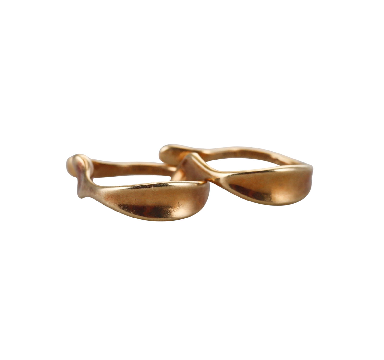 Tiffany & Co Elsa Peretti Gold Ear Cuffs: Metal : 18k Gold Designer : Tiffany & Co Elsa Peretti Gemstone : n/a Measurements : Earrings measure 19mm in diameter Marked: : Tiffany & Co 18k Peretti Weight: : 11.3 gram