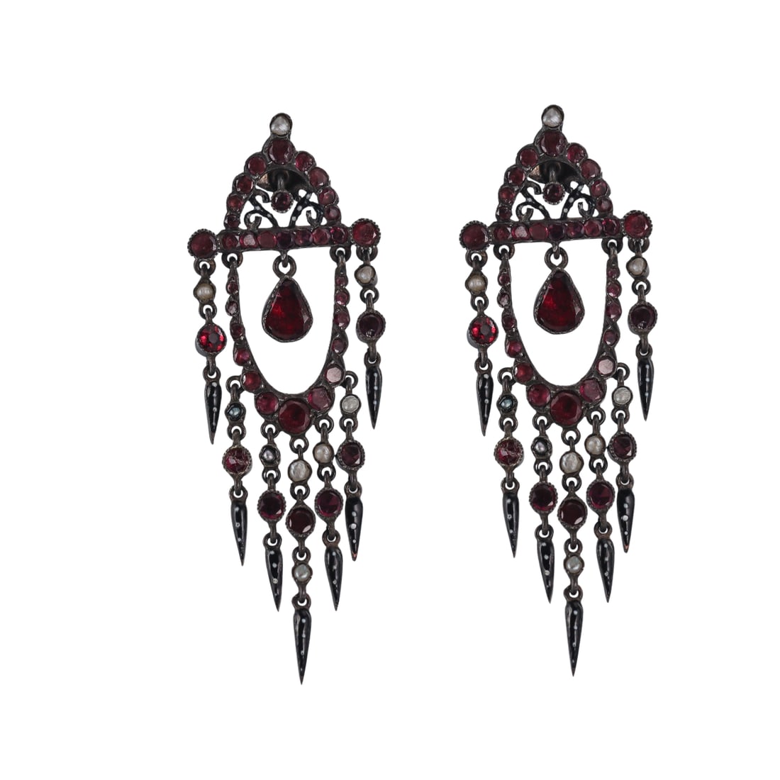 Antique Georgian Silver Ruby Pearl Chandelier Earrings: Metal : Silver Designer : Not Signed Gemstone : Rubies, Pearls. Measurements : Earrings are 67mm x 22mm. Missing backs. Marked: : n/a Weight: : 14.7 grams Cond