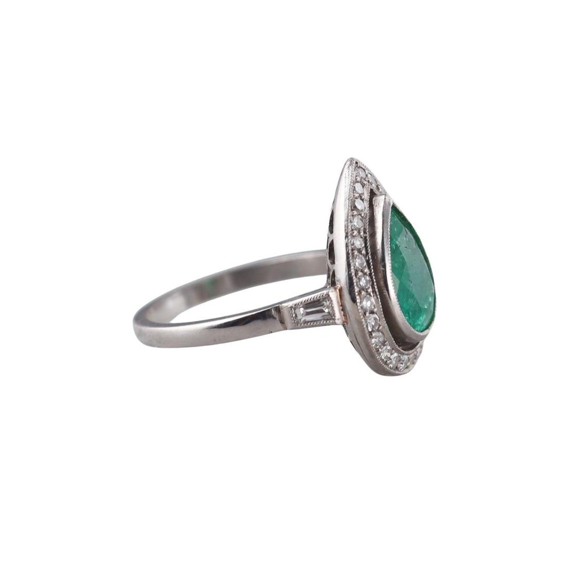 Platinum Emerald Diamond Ring - 3