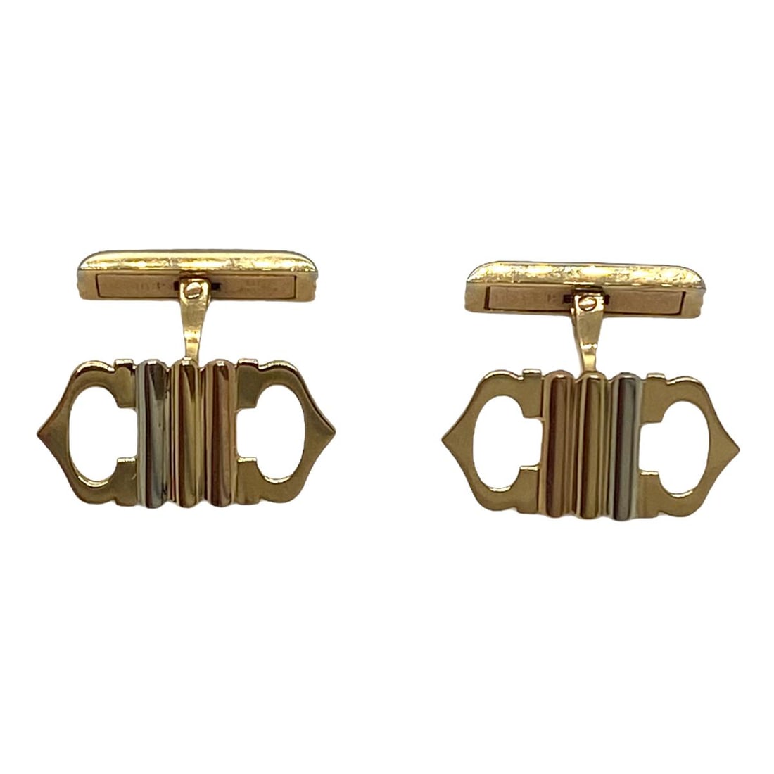 Cartier Trinity Tri Color 18k Gold Cufflinks: Metal : 18k Tri Color Gold Designer : Cartier Gemstone : None Measurements : Each top measures 21mm x 10mm. Marked: : Cartier, 750, 428244. Weight: : 9.3 grams Condition: : Excellent. Additional: n/a