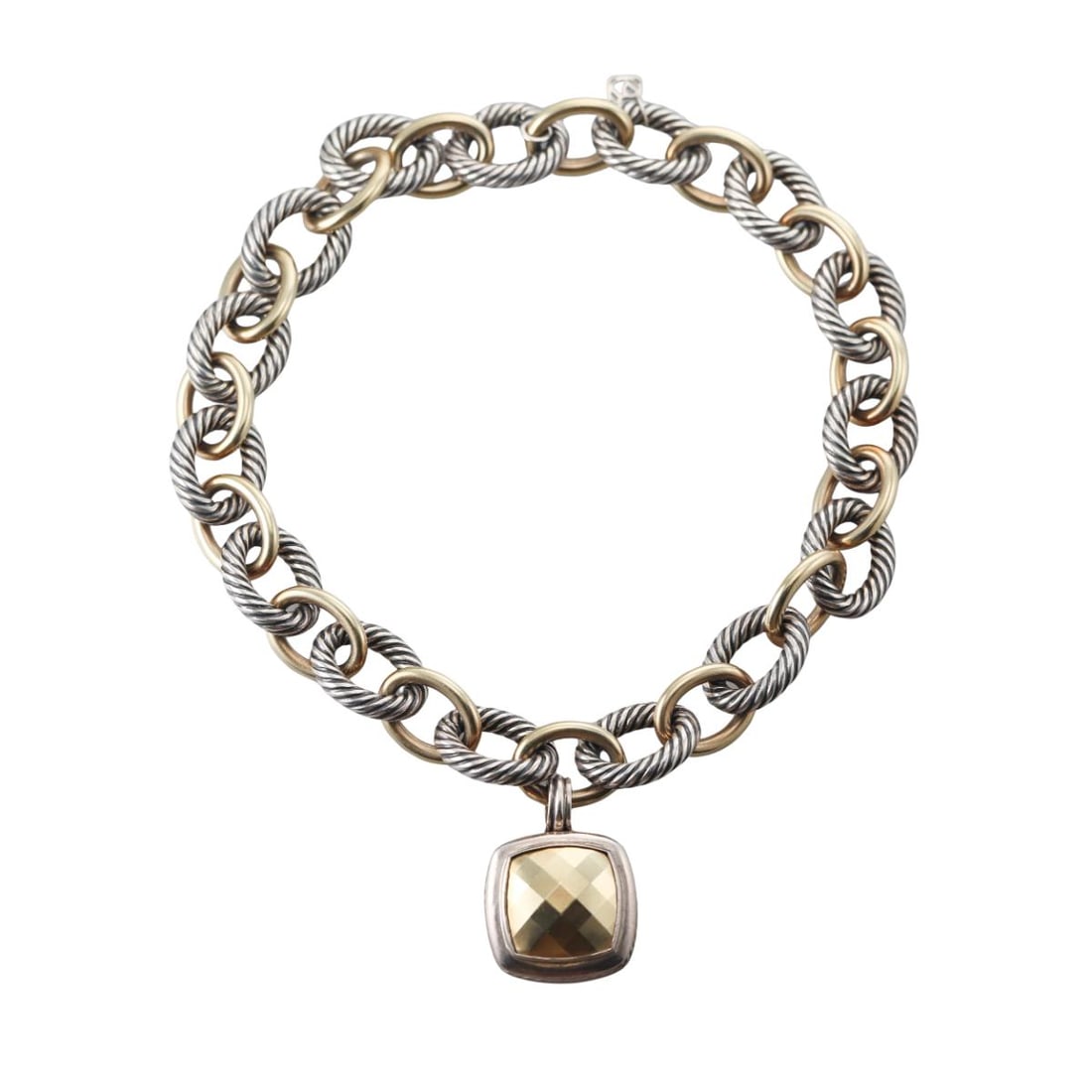 David Yurman Silver 18k Bonded Gold Albion Pendant Oval Link Necklace: Metal : Sterling Silver / 18k Bonded Gold Designer : David Yurman Gemstone : None Measurements : Necklace is 17" long and 18mm wide (silver cable links), Pendant is 35mm x 28mm (bale opens up).