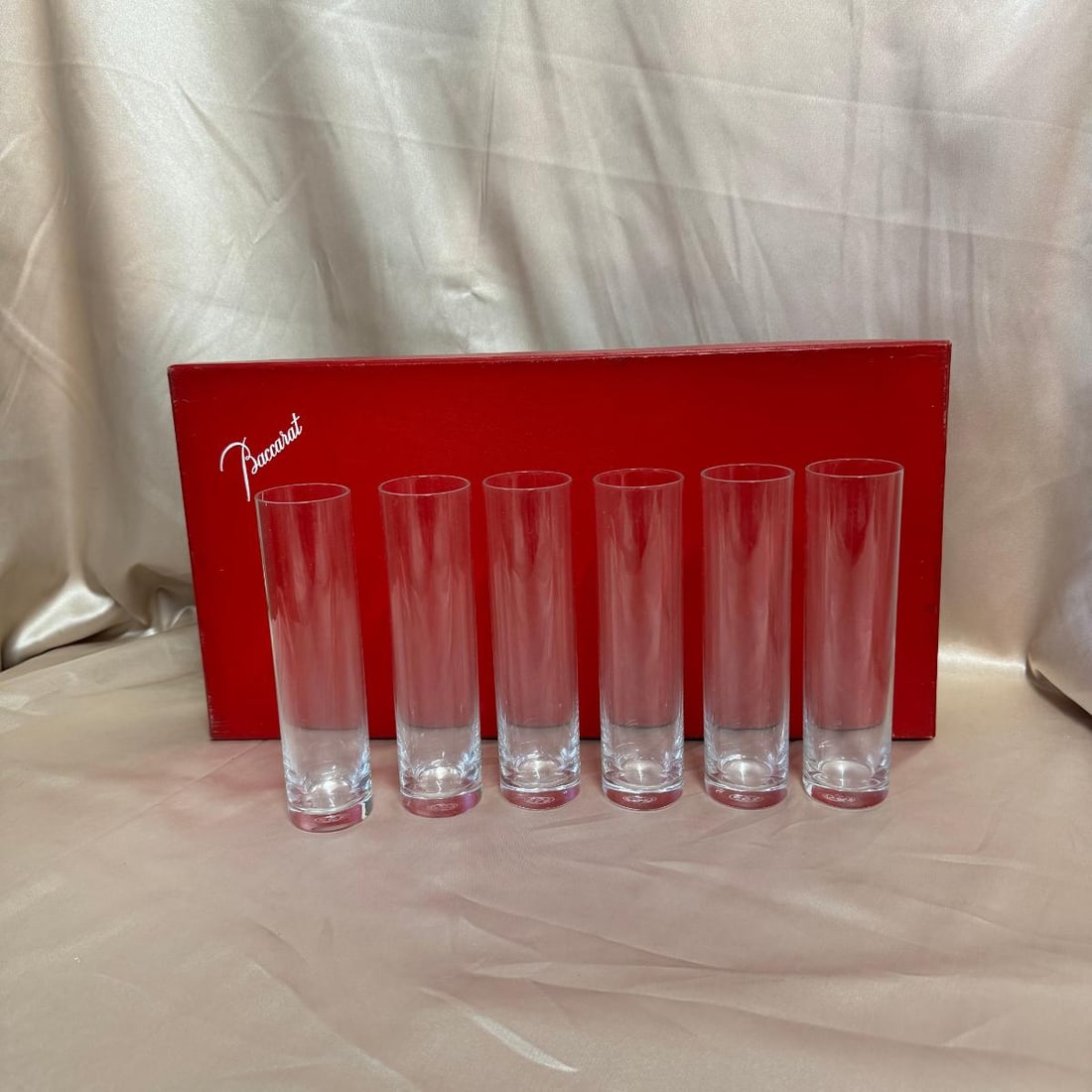 Set of 12 Baccarat Crystal Vintage Highball Glass 5129: Material : Crystal Designer : Baccarat Measurements : H: 17.3cm D: 4.5cm Marked: : Baccarat. Condition: : New/store sample. Additional: With boxes (show signs of handling)