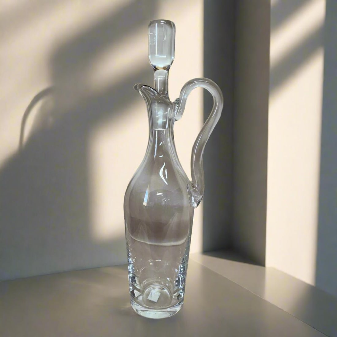 Saint-Louis Crystal Handled Wine Decanter With Stopper (1 of 5)
