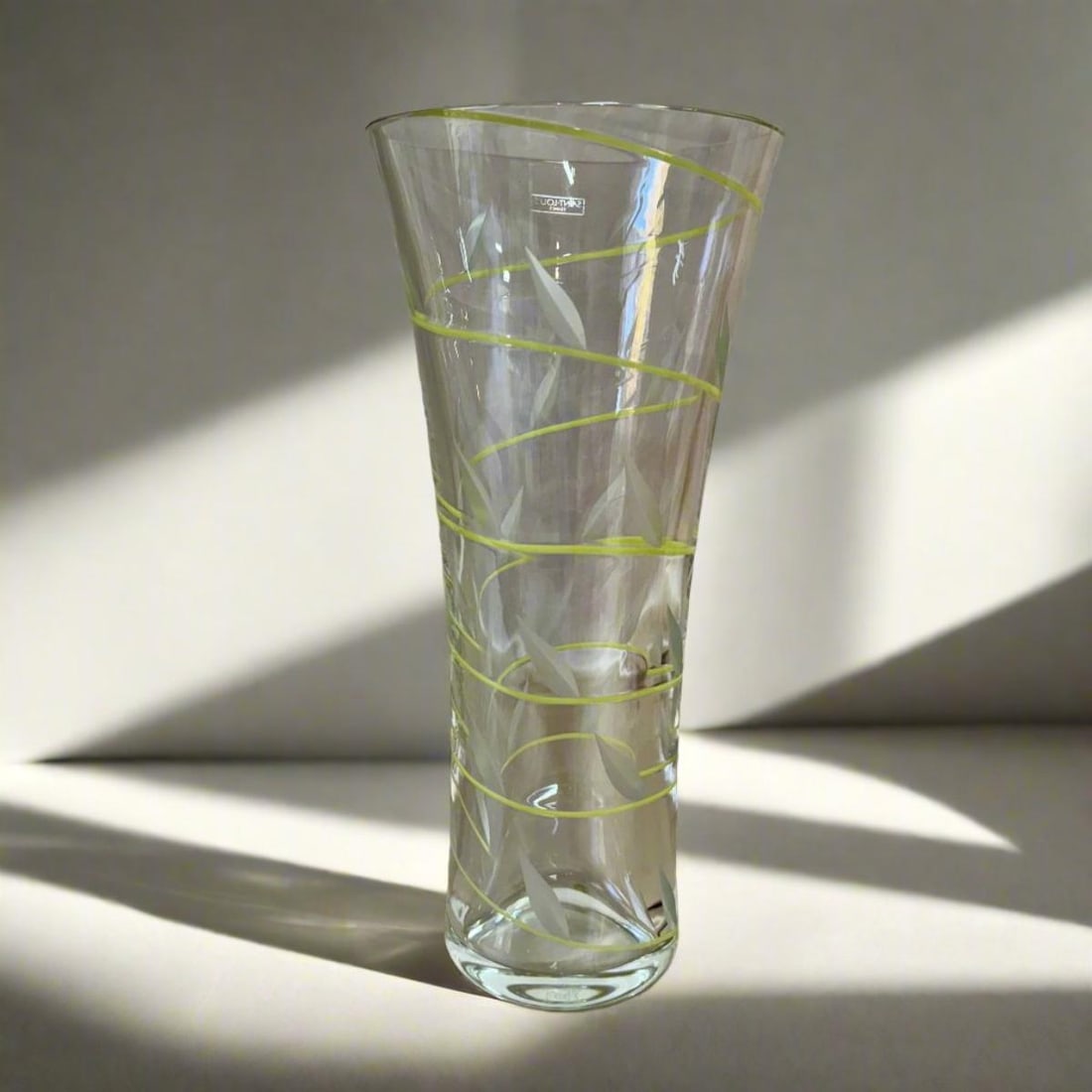 Saint-Louis Pistache Large Crystal Vase 027440 (1 of 4)