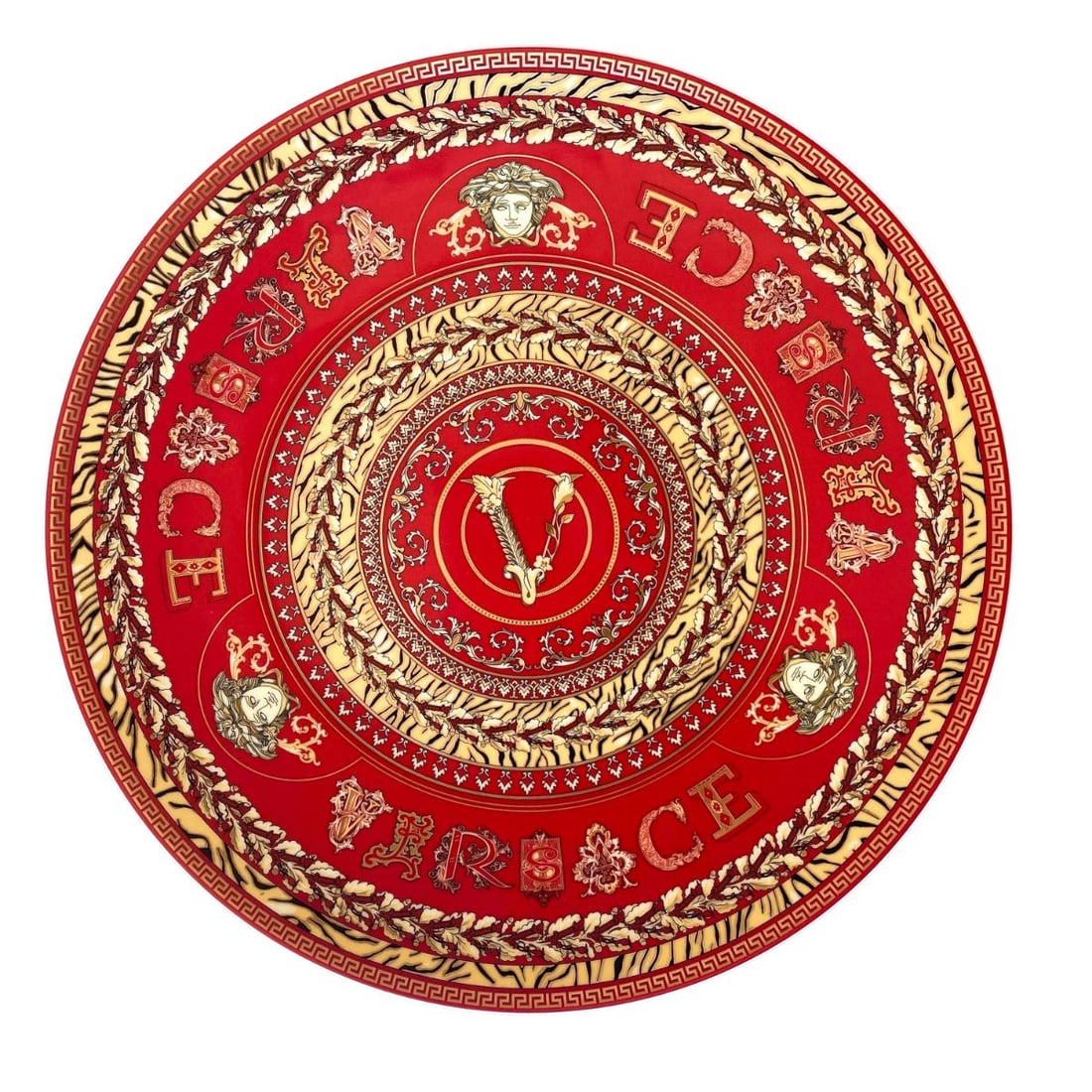 2pc Versace by Rosenthal Virtus Holiday Christmas Charger Plate 20021: Material : Porcelain Designer : Versace Measurements : 33cm in diameter Marked: : Versace Condition: : New/With box, certificate, pouch and card Additional: Store Sample