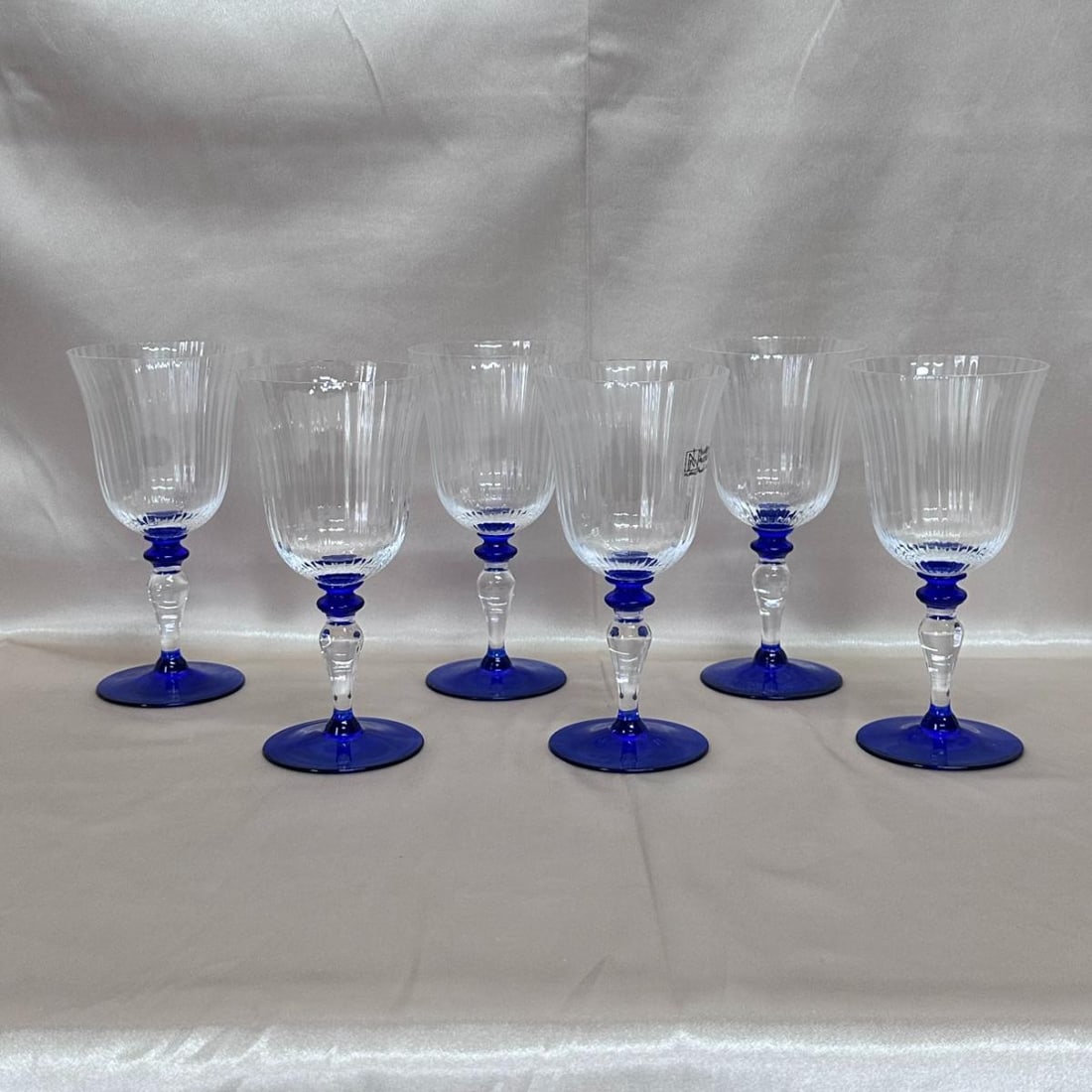 Set of 6 Nason & Moretti Murano Clear & Blue Wine Glass (1 of 6)