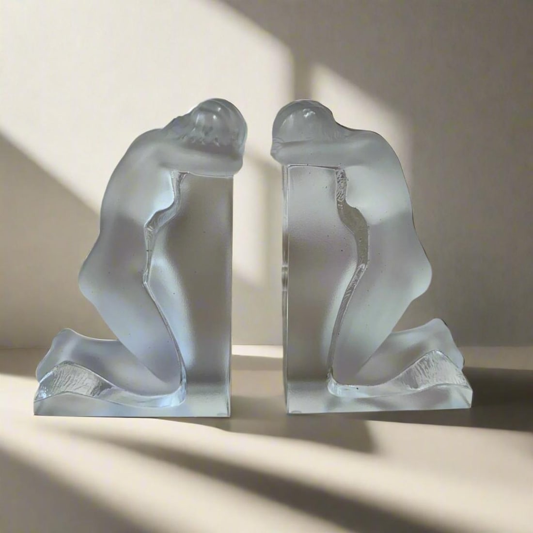 Lalique Crystal Reverie Bookends 1185000: Material : Crystal Designer : Lalique Measurements : H: 8.5'' D: 3'' Marked: : Lalique Condition: : New/Store Sample Additional: Box