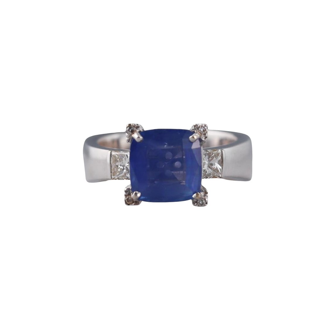 18k Gold 2.70ct sapphire Diamond Ring (1 of 3)