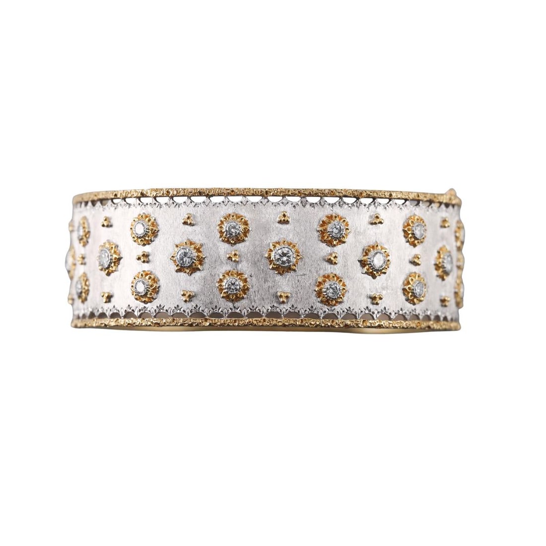 18k Gold Diamond Bangle Bracelet (1 of 8)