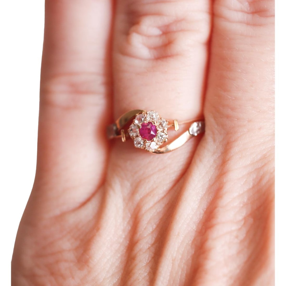 Antique 18k Gold DIamond Ruby Ring - 4