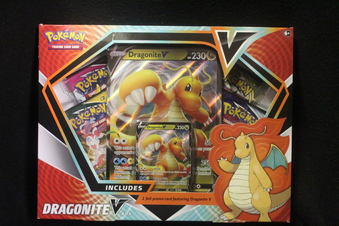POKEMON DRAGONITE V BOX (1 of 1)