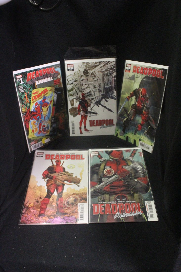 Lot of 5 Deadpool #1 Issues (1 of 6)