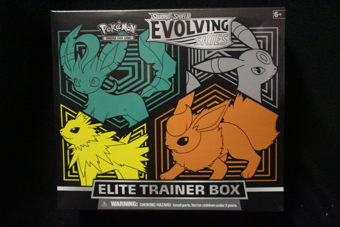 POKEMON EVOLVING SKIES ELITE TRAINER (1 of 1)