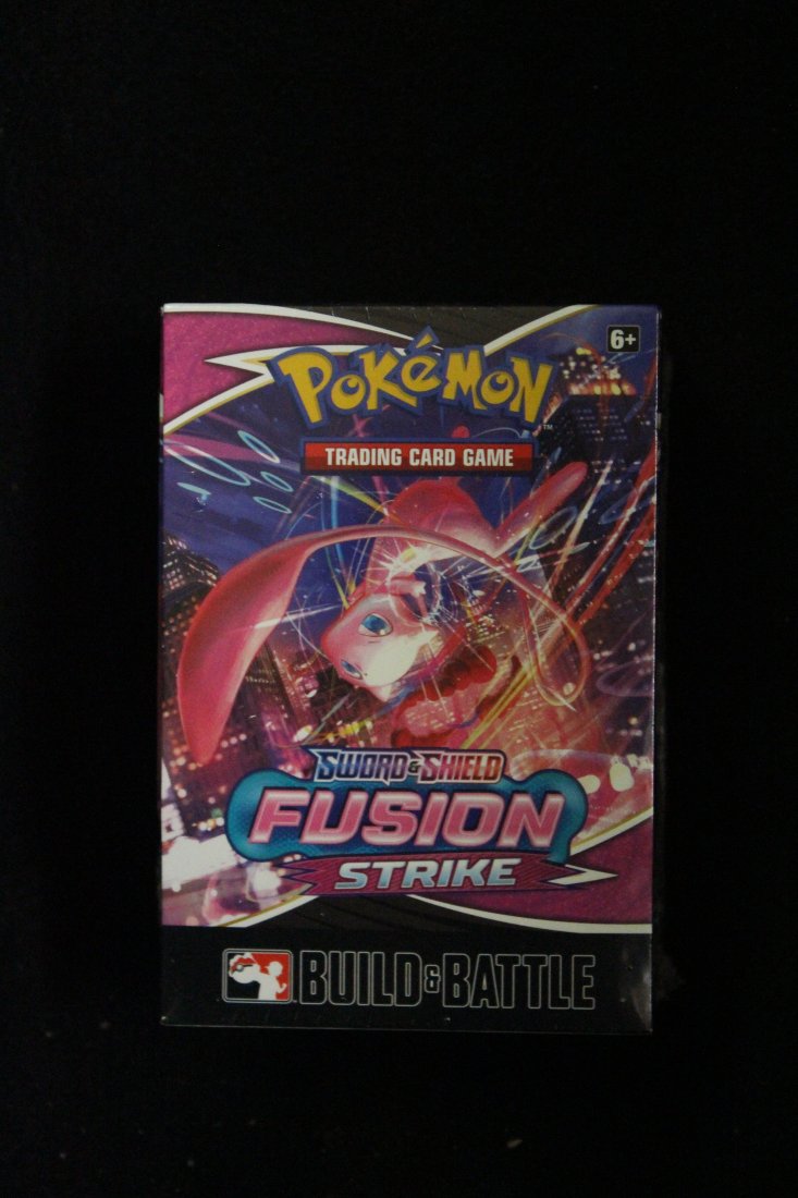 POKEMON FUSION STRIKE BUILD AND BATTLE BOX 4 PACKS 1 HOLO SEALED UNOPENED (1 of 1)