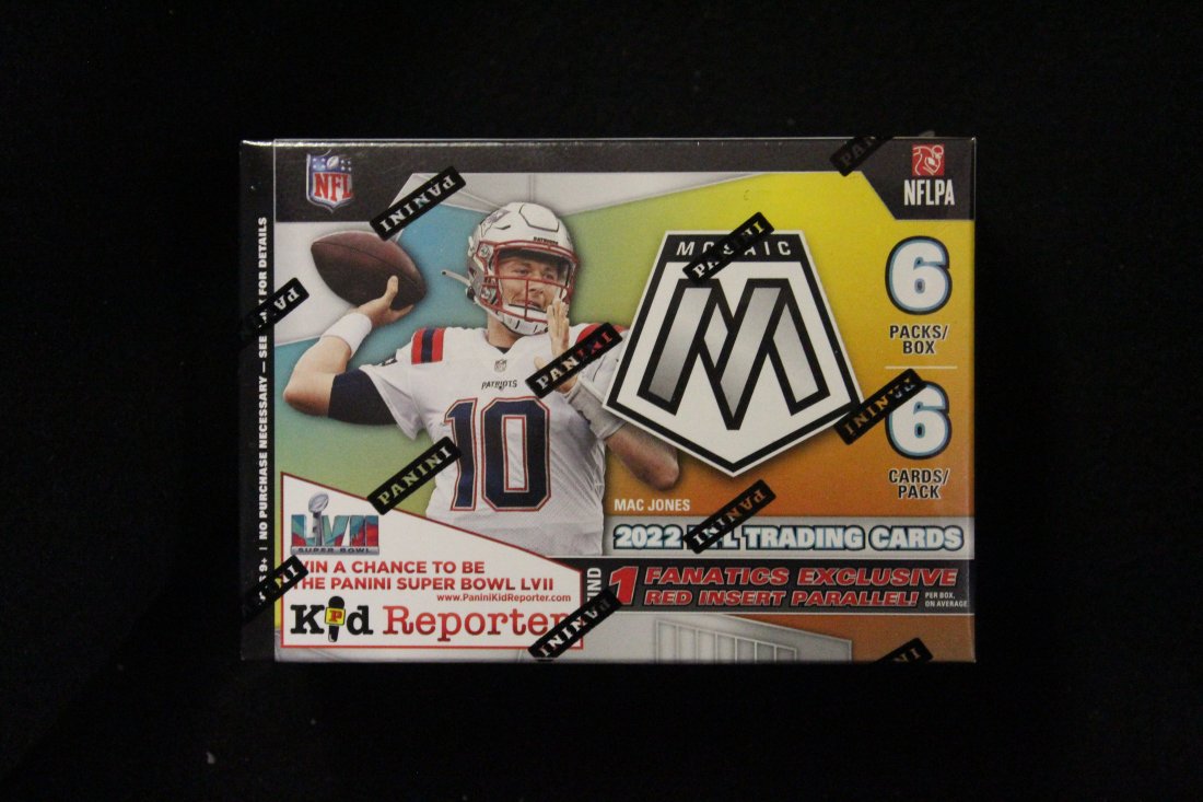 2022 MOSAIC FOOTBALL BLASTER BOX SEALED UNOPENED: 2022 MOSAIC FOOTBALL BLASTER BOX SEALED UNOPENED