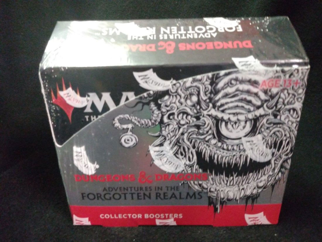 MAGIC THE GATHERING FORGOTTEN REALMS SET COLLECTOR'S BOX SEALED UNOPENED (1 of 1)