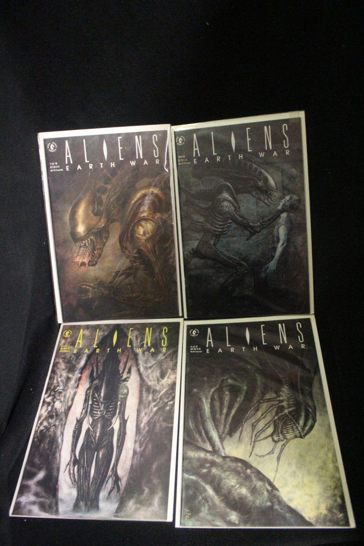 ALIENS EARTH WARS #1 TO #4 SET OF 4 COMICS (1 of 1)