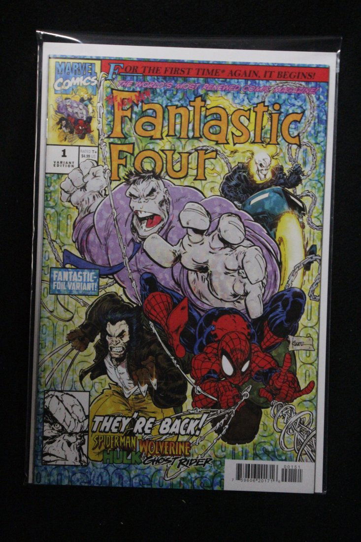 NEW FANTASTIC FOUR #1 KAARE ANDREWS VARIANT COVER (1 of 1)