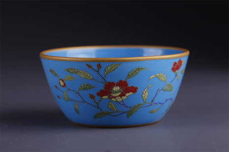 A ROSE PORCELAIN CUP WITH FLOWERS MOTIF.: Rose Porcelain Cup with Flowers and Butterflies Motif, Gilt Rim.