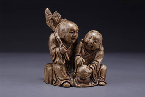 AN AGALWOOD TWO-IMMORTAL CARVING ORNAMENT.: Agalwood Two-Immortal Carving Ornament.
