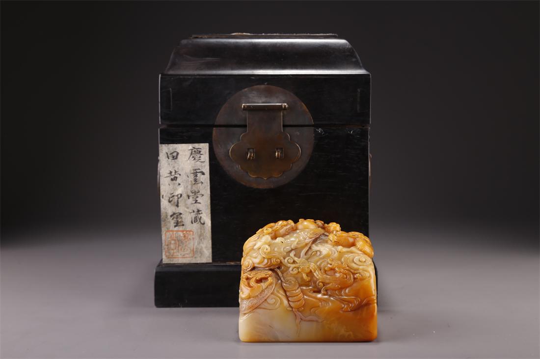 A TIANHUANG STONE SEAL WITH DRAGON DESIGN. (1 of 9)