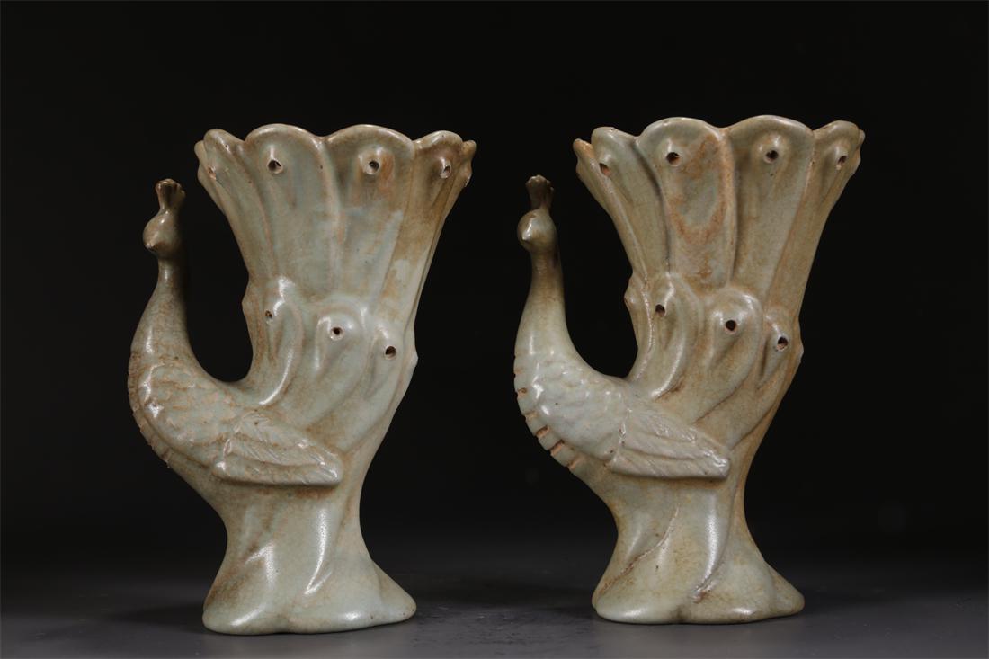 A PAIR OF PEACOCK-SHAPED PORCELAIN BOTTLES. (1 of 8)
