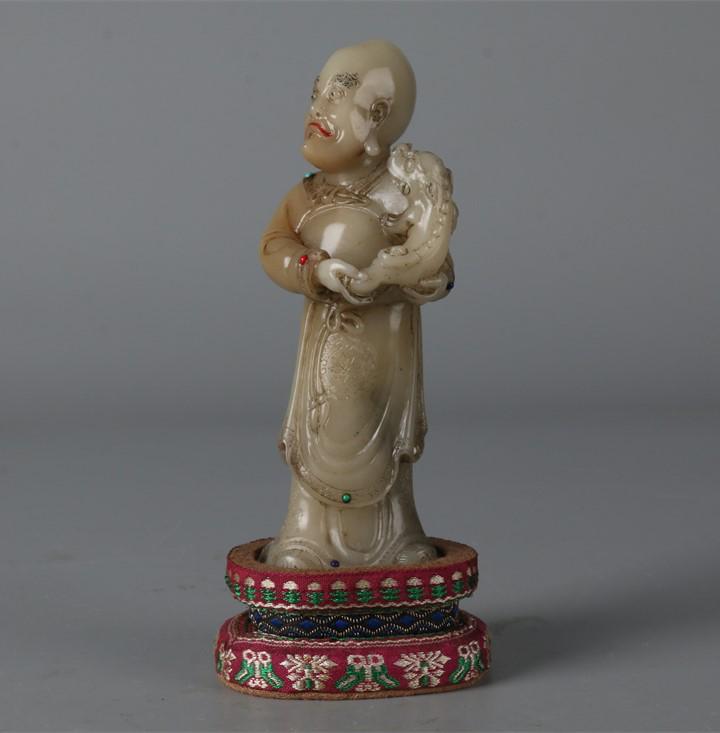 A SHOUSHAN STONE ARHAT CARVING ORNAMENT. (1 of 9)