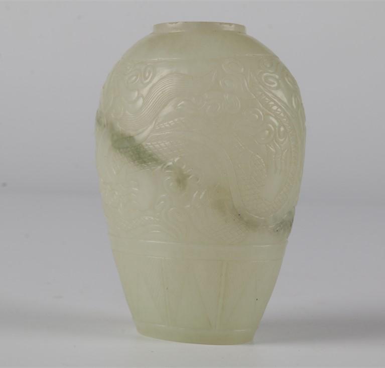 A HETIAN JADE SMALL BOTTLE WITH DRAGON DESIGN. (1 of 9)