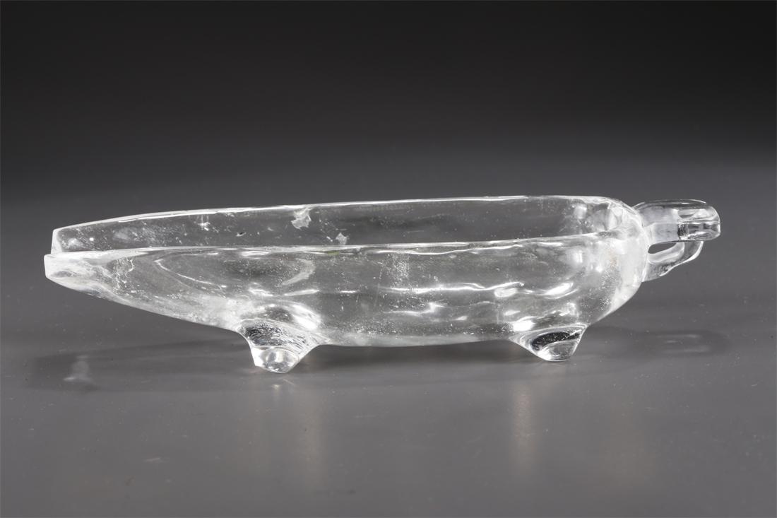 A CRYSTAL VESSEL "YI". (1 of 6)