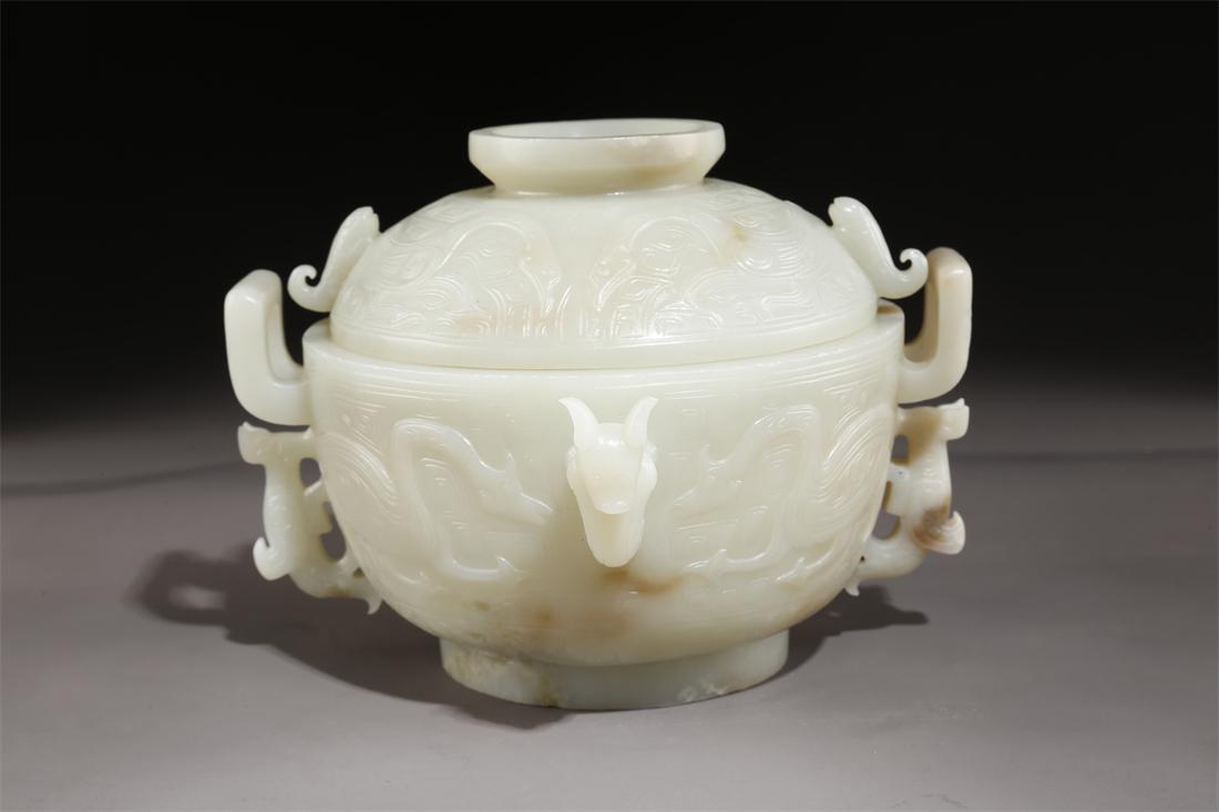 A HETIAN JADE LIDDED CENSER WITH BEAST DESIGN. (1 of 9)
