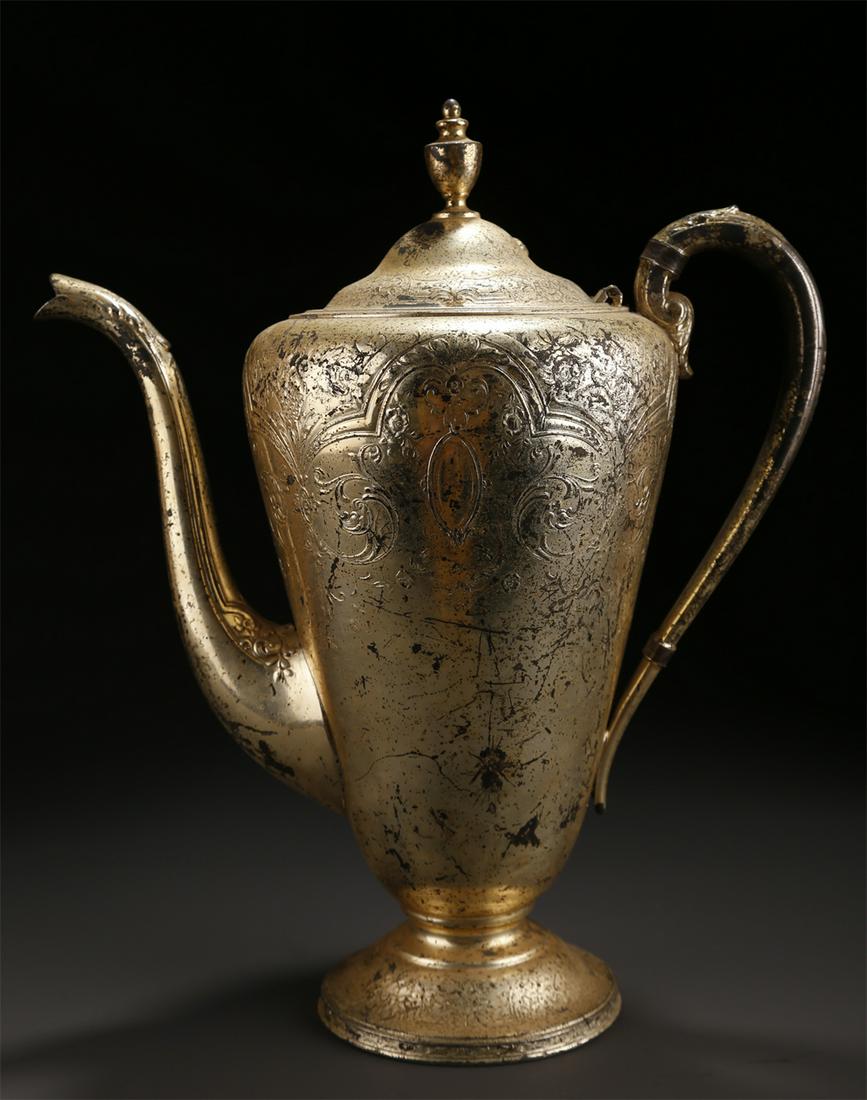 A SILVER POT WITH HANDLE. (1 of 10)