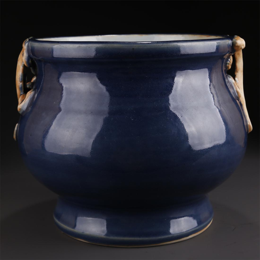 A BLUE GLAZED REFUSE VESSEL "ZHADOU". (1 of 9)