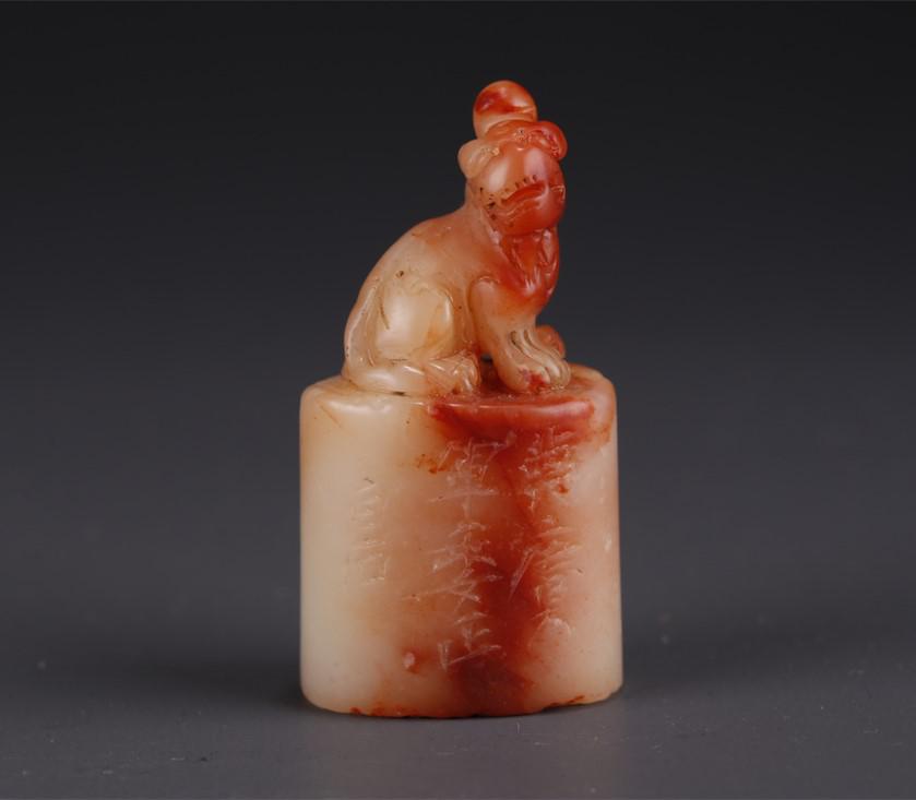 A SHOUSHAN STONE BEAST-KNOB SEAL. (1 of 7)