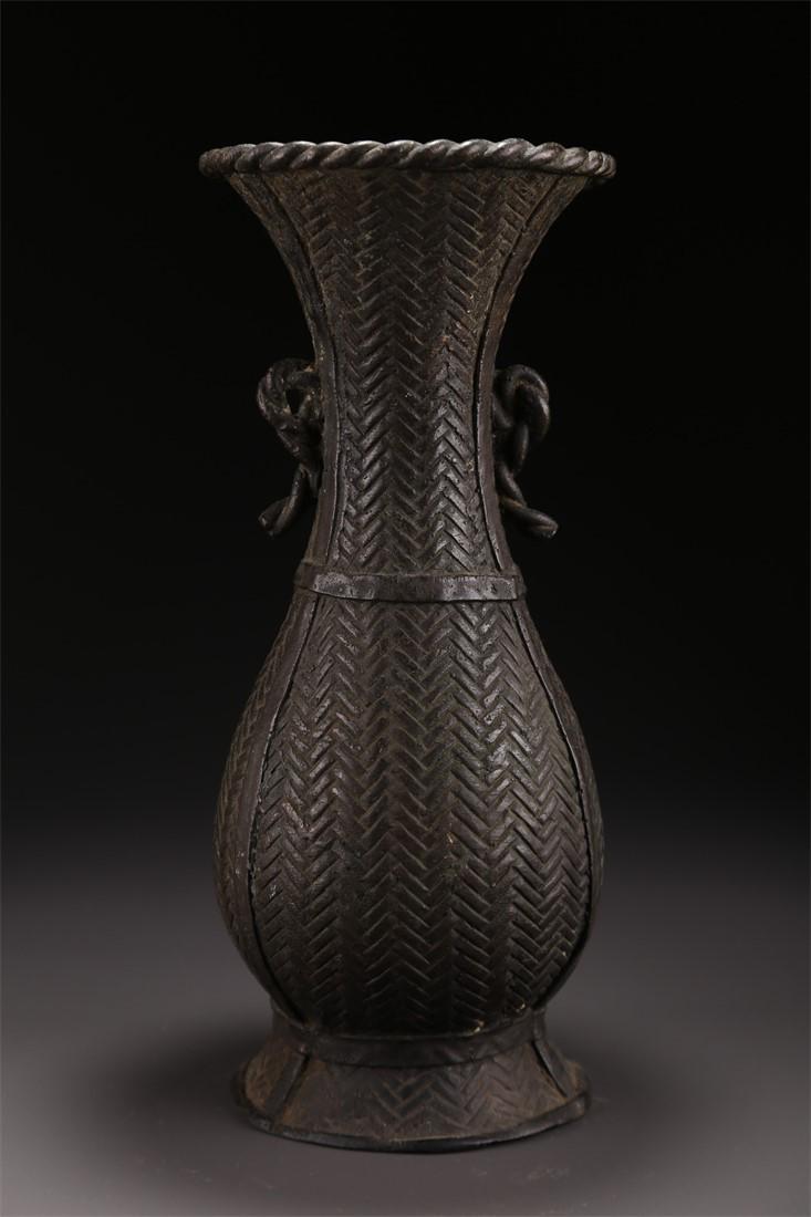A TWO-EAR BRONZE BOTTLE "ZUN". (1 of 9)