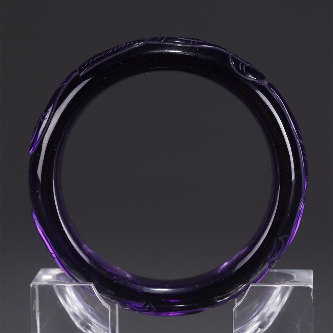AN AMETHYST BANGLE. (1 of 6)