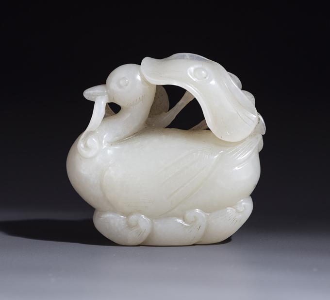 A HETIAN JADE MANDARIN DUCK CARVING ORNAMENT. (1 of 8)