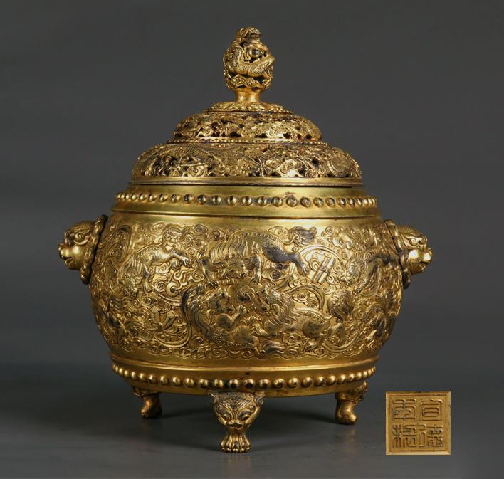 A GILT BRONZE INCENSE BURNER WITH BEAST DESIGN. (1 of 13)