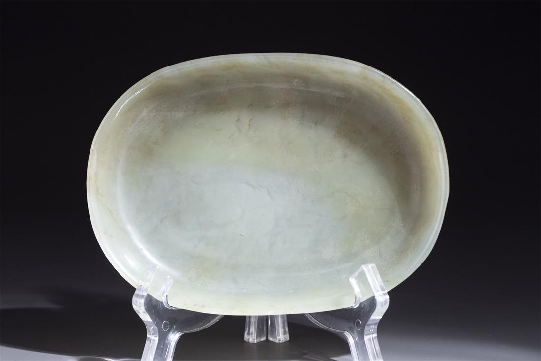 A HETIAN JADE BRUSH WASHER. (1 of 6)