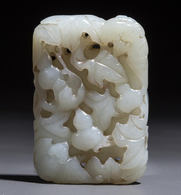 A HETIAN WHITE JADE CARVING PENDANT. (1 of 8)