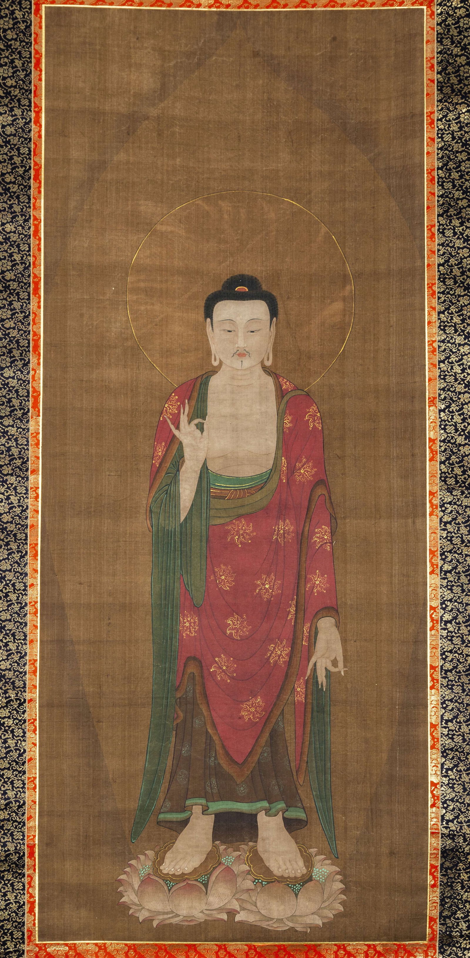 A BUDDHA PAINTING ON SILK. (1 of 8)