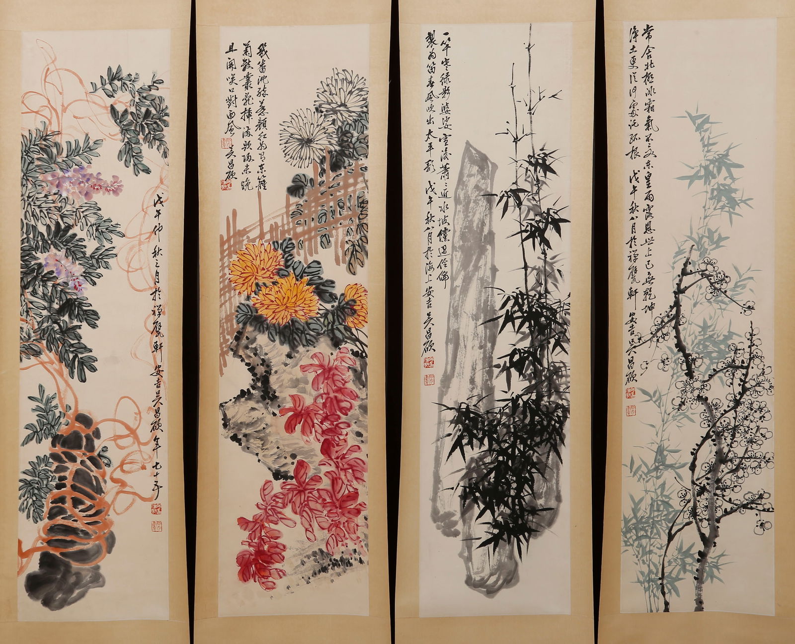 A SET OF FOUR SCREEN FLOWERS PAINTINGS.吴昌硕 (1 of 10)