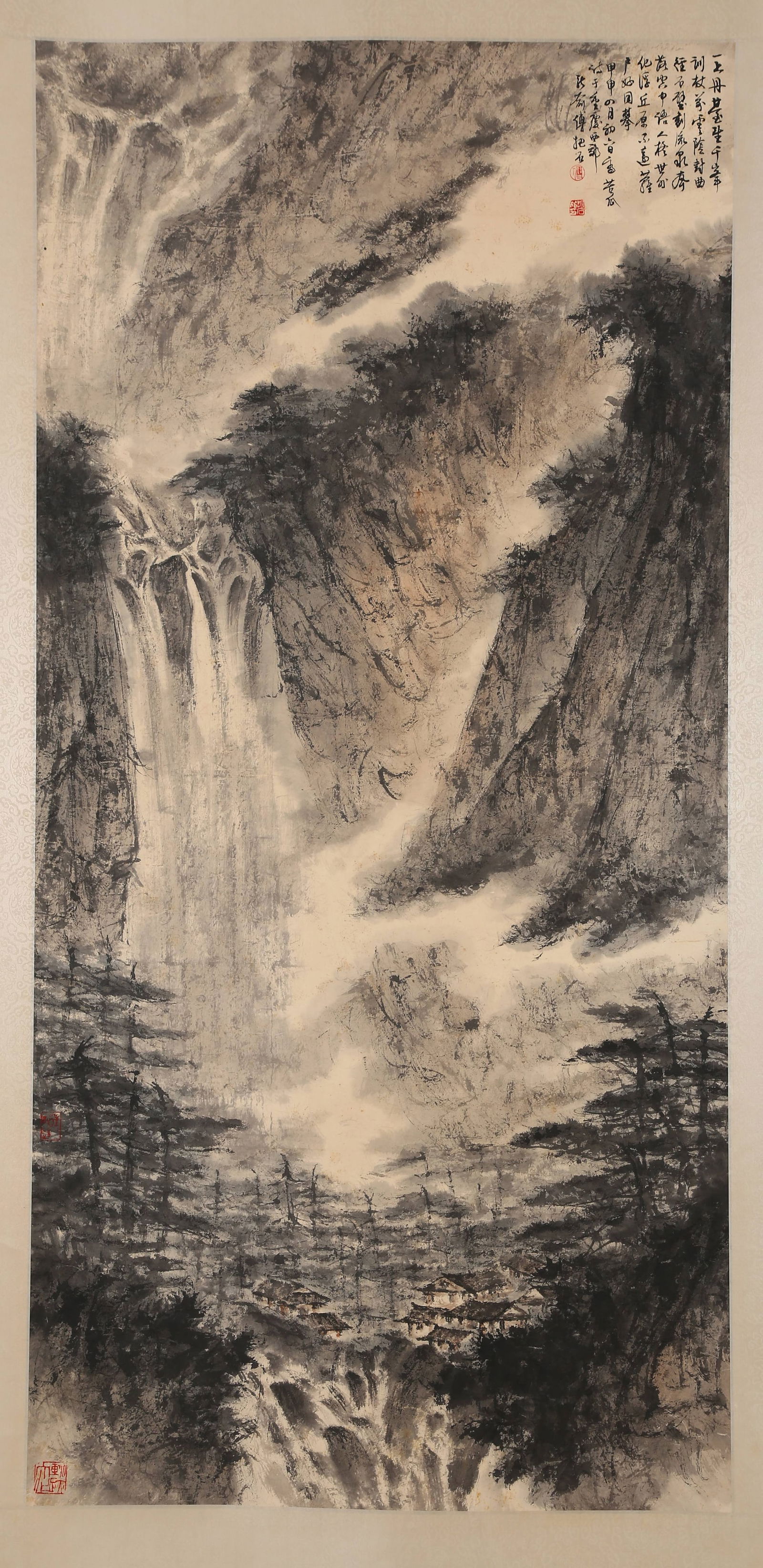A LANDSCAPE PAINTING ON PAPER, FU BAOSHI.傅抱石: Landscape Painting on Paper, Painted by Fu Baoshi.傅抱石