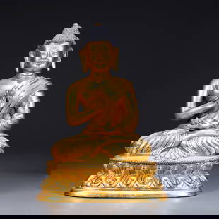 A GILT BRONZE SHAKYAMUNI STATUE: Gilt Bronze Shakyamuni Statue