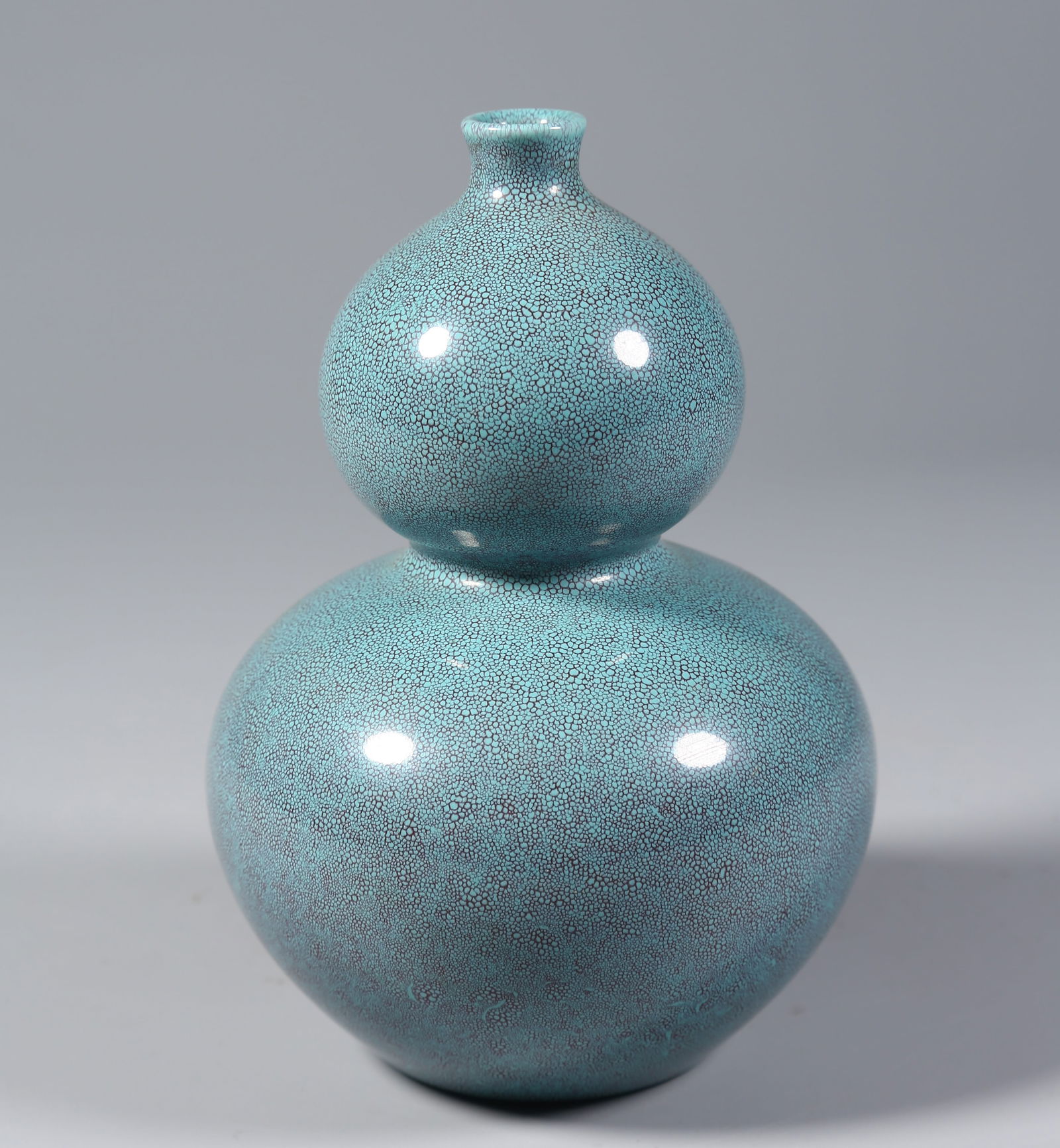 A LU JUN GLAZE GOURD VASE: Lu Jun glaze gourd vase
