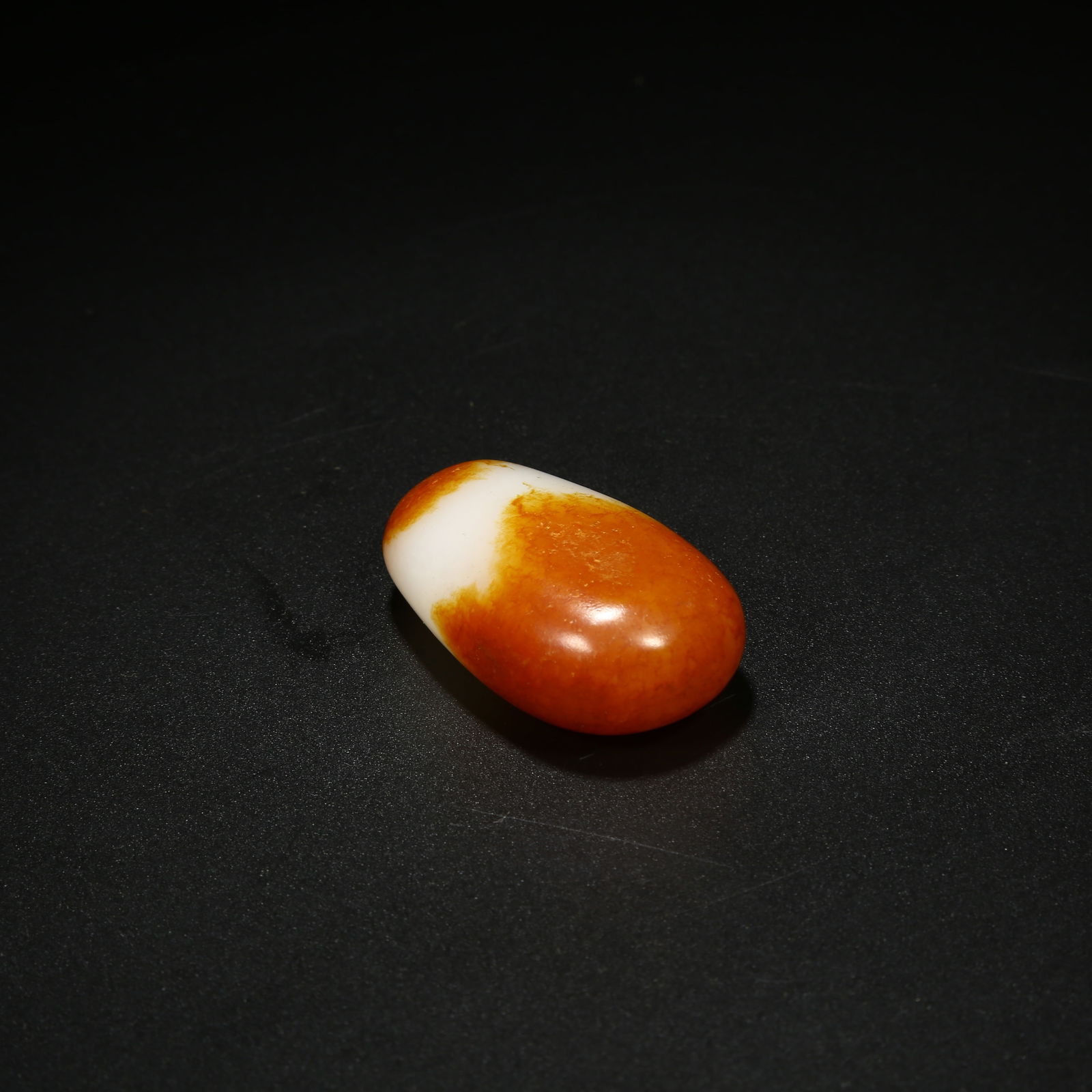 A HETIAN WHITE JADE ROUGH STONE (SEED MATERIAL) (1 of 8)