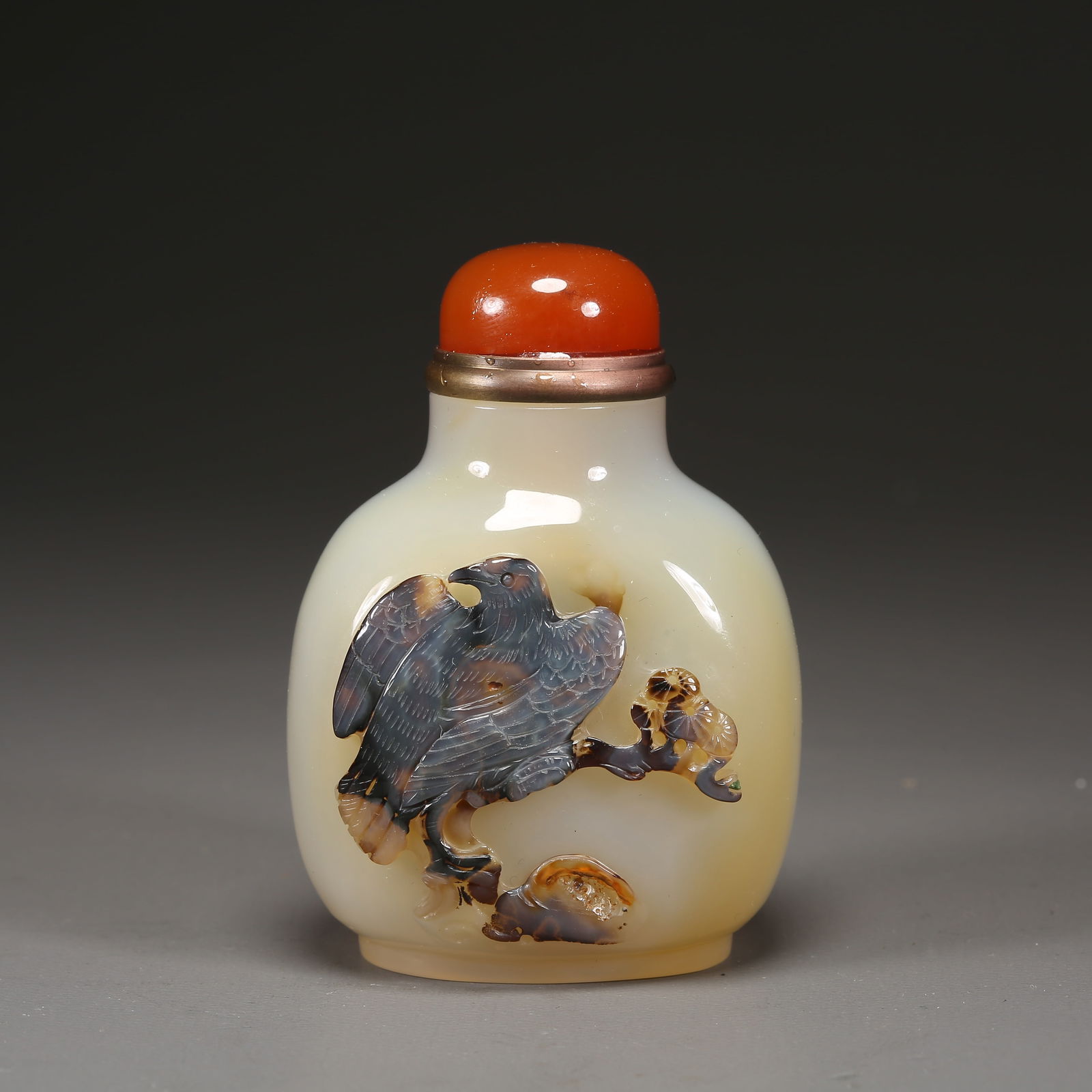 A AGATE INTRICATELY CARVED PINE AND EAGLE SNUFF BOTTLE (1 of 9)