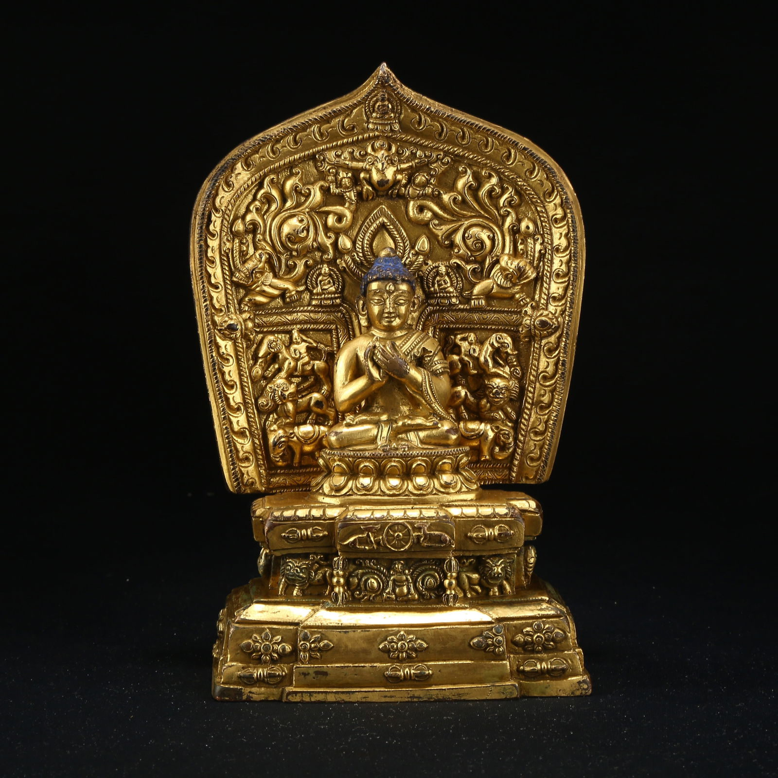 A GILT BRONZE STATUE OF SHAKYAMUNI TEACHING: Gilt Bronze Statue of Shakyamuni Teaching