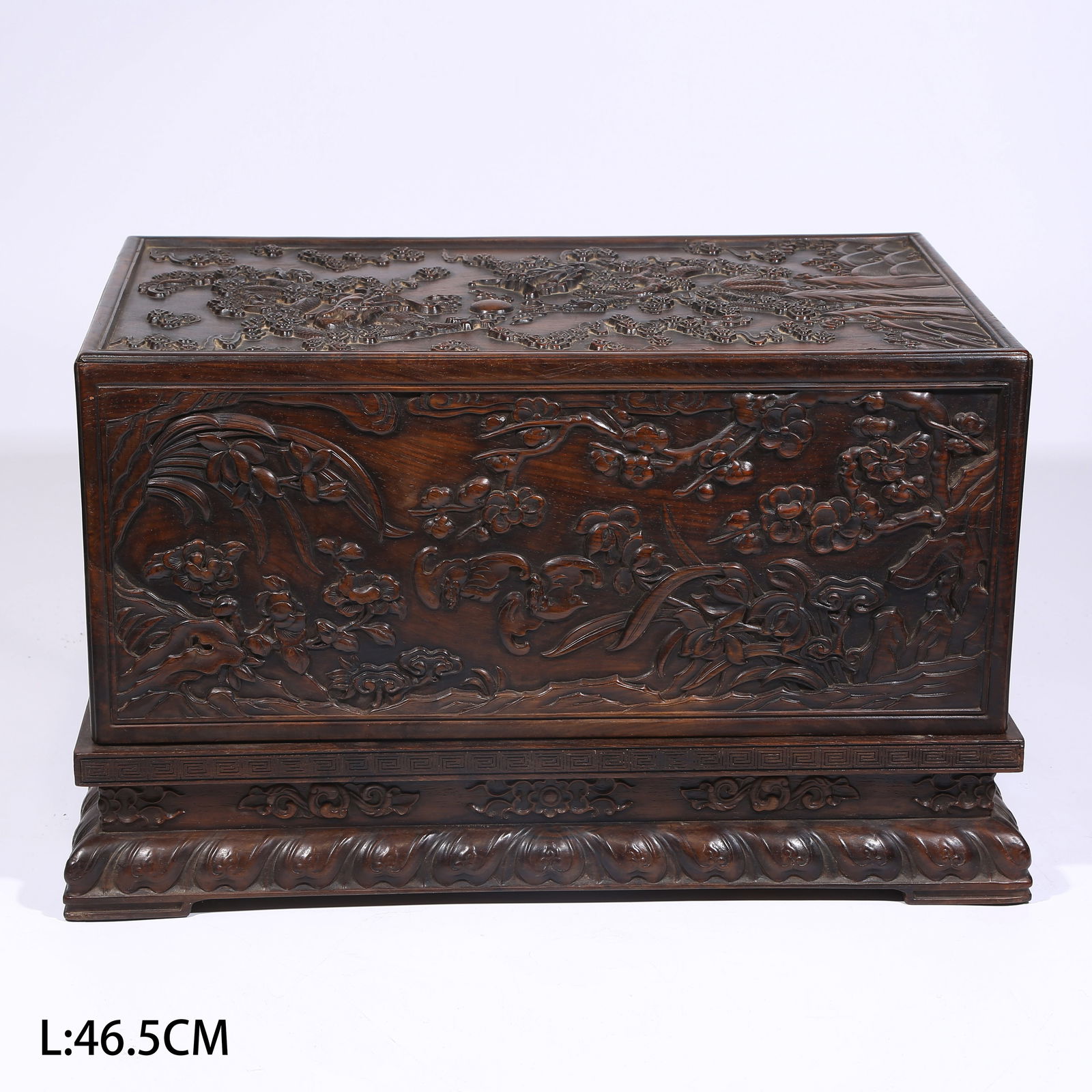A HUANGHUALI WOOD SQUARE COVERED BOX WITH DOUBLE-DRAGON PLAYING PEARL MOTIF: Huanghuali Wood Square Covered Box with Double-Dragon Playing Pearl Motif